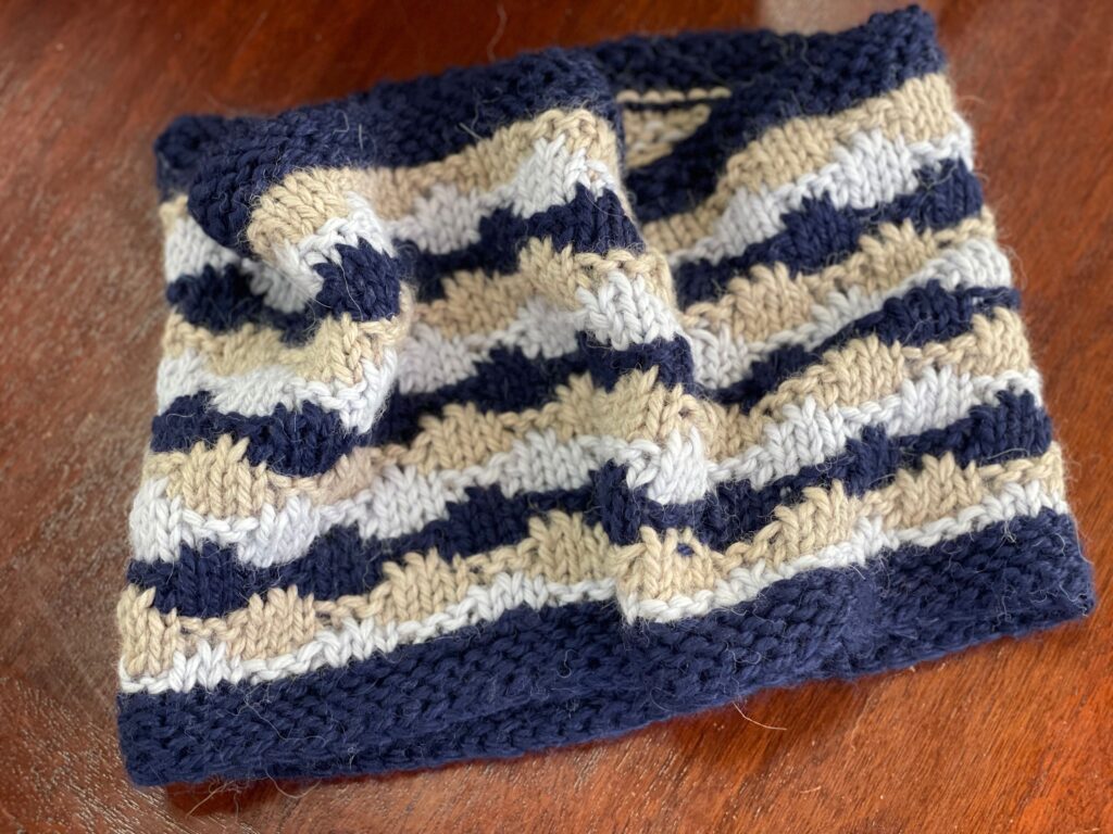 Picture of a knitted cowl